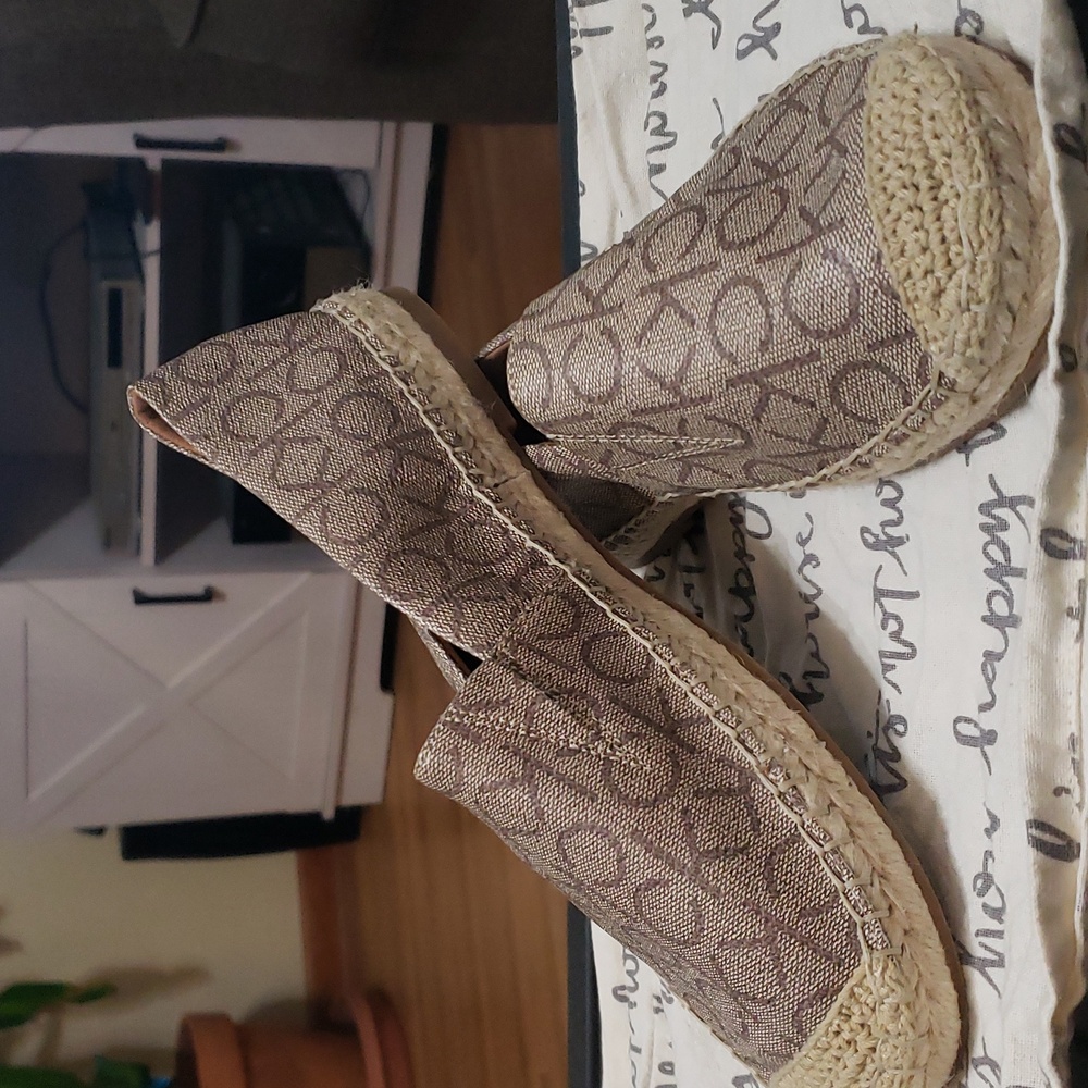 Womens Calvin Klien Canvas Shoes